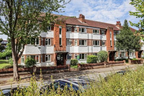 Mount Garrison, Hitchin, SG4 9AA