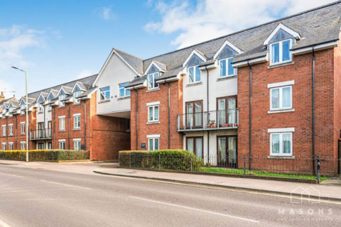 Walsworth Road, Hitchin, SG4 9SY