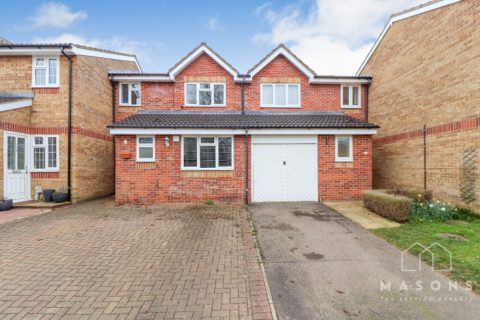 Sturrock Way, Hitchin, SG4 0EP
